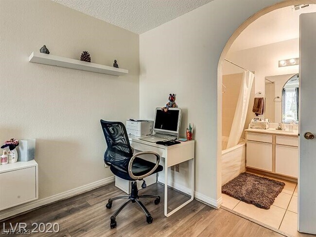 Building Photo - 2200 S Fort Apache Rd