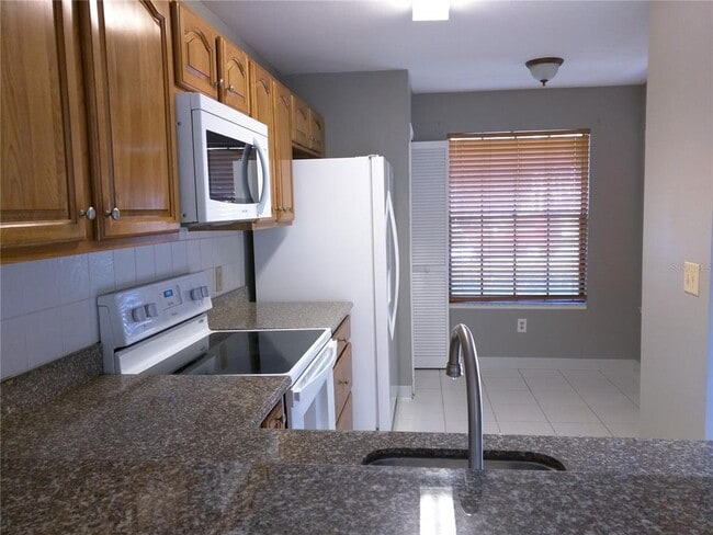 Building Photo - 5100 Burchette Rd