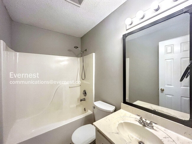 Building Photo - 4351 Kentbrook Dr