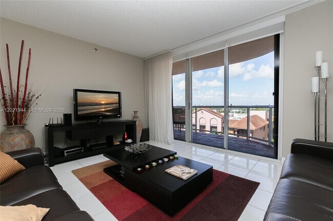 Building Photo - 8855 Collins Ave