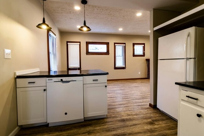 Building Photo - 316 Ferguson Ct