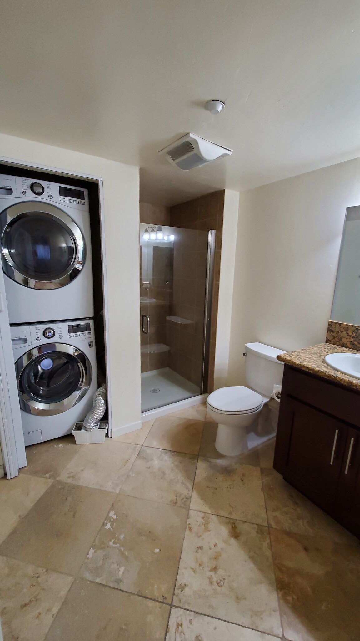 Building Photo - 500 N St