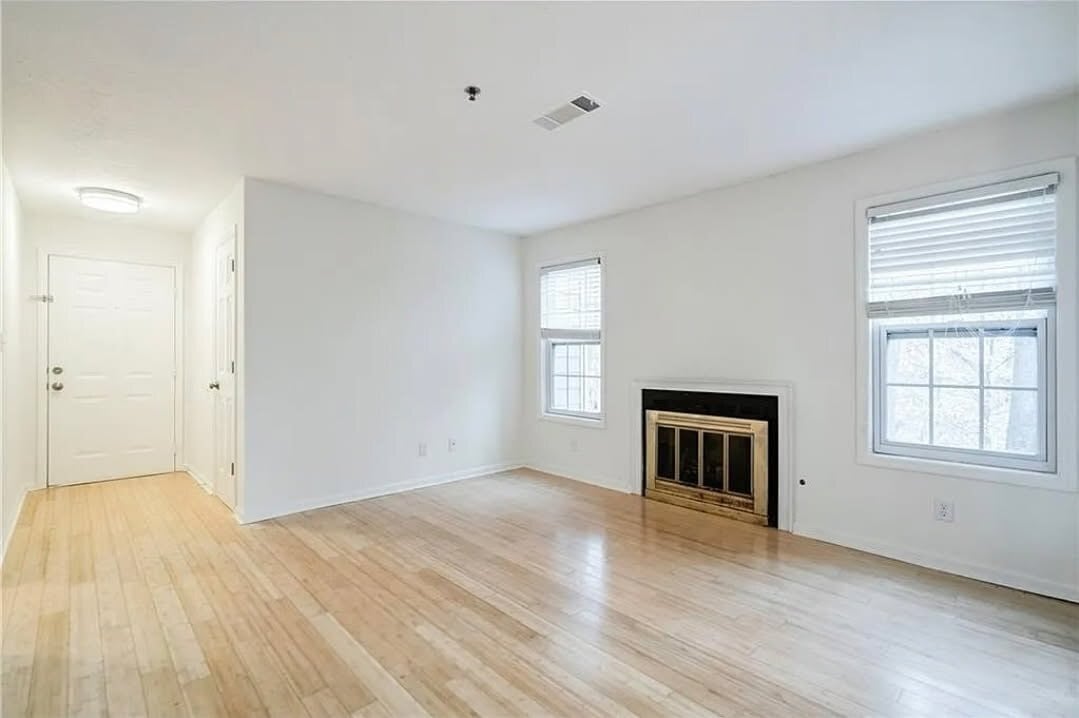 Building Photo - 2194 River Heights Ct SE
