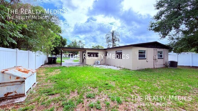 Building Photo - 2708 Geoffrey Dr
