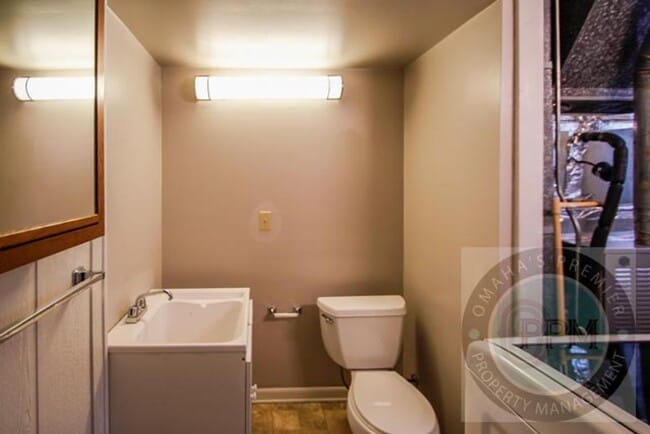 Building Photo - 3 Bedroom / 1.5 Bath Townhome in Gretna!!