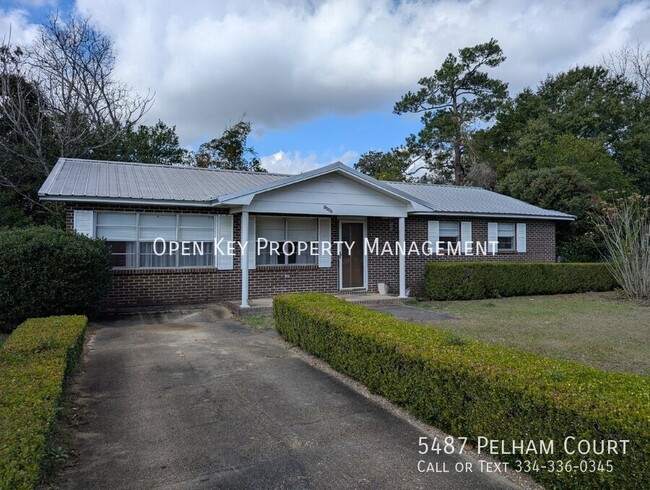 Building Photo - Huff and Puff... This 3/1 Brick House Won'...