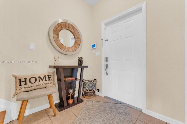 Building Photo - 8844 S Isles Cir