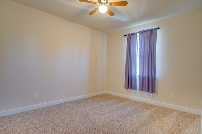 Building Photo - Hickory Hill Rental with Granite Counters,...