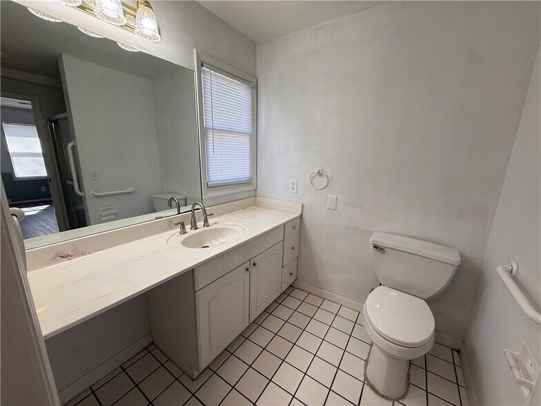 Building Photo - 3815 Samia Ct