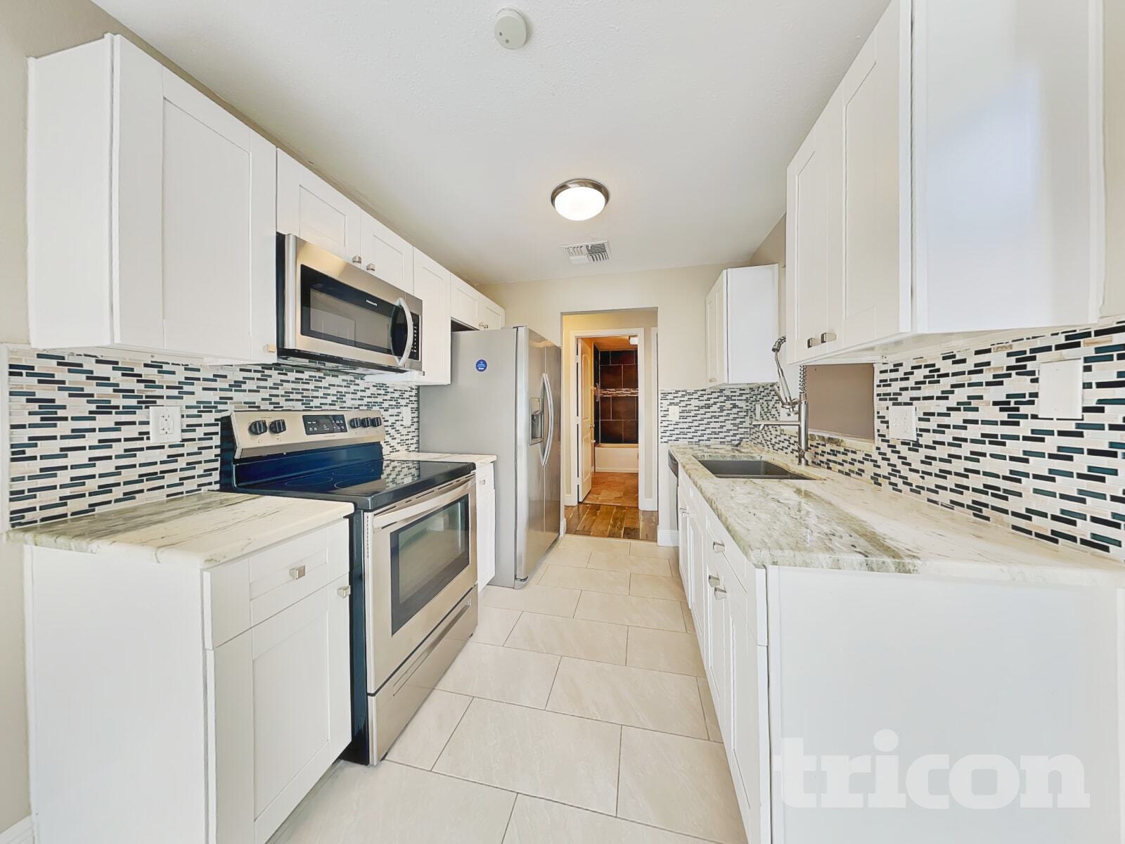 Building Photo - 4651 W Eastwind Dr
