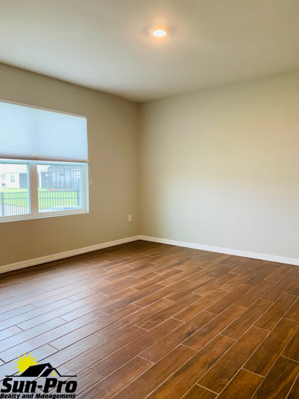 Building Photo - 311 Caryota Ct