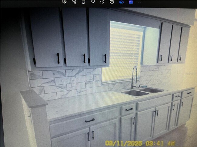Building Photo - 15144 SW 27th Ct