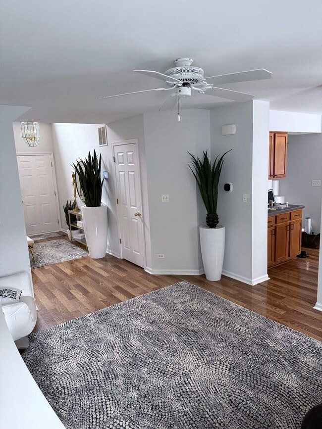 Building Photo - 2727 Borkshire Ln