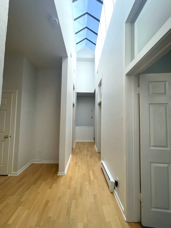 Building Photo - 1107 Oak St