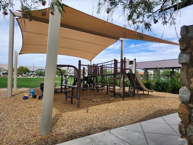 Building Photo - 14259 W Buckskin Trl