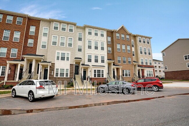 Building Photo - 5958 Forum Sq