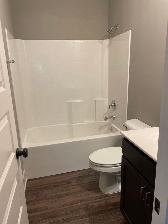 Building Photo - 3 Bedroom Home With Spacious Garage and Fenced Backyard!