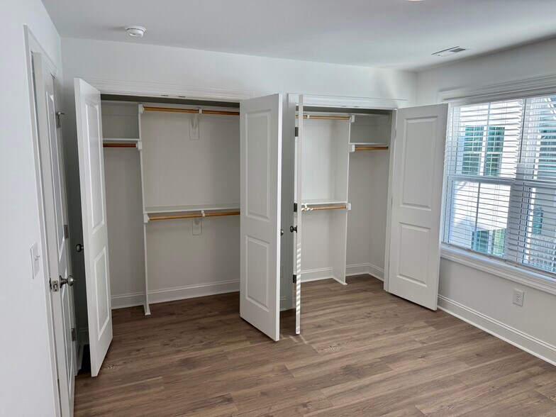 Building Photo - 1108 Rand St