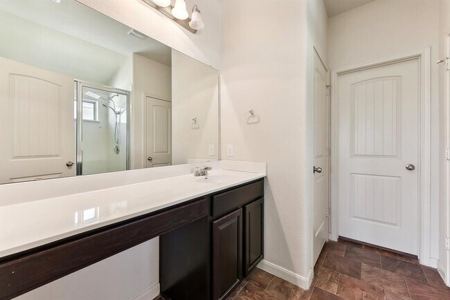 Building Photo - 310 Potters Peak Way