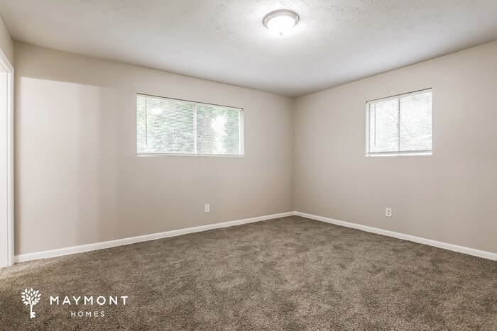 Building Photo - 203 Lucan Way