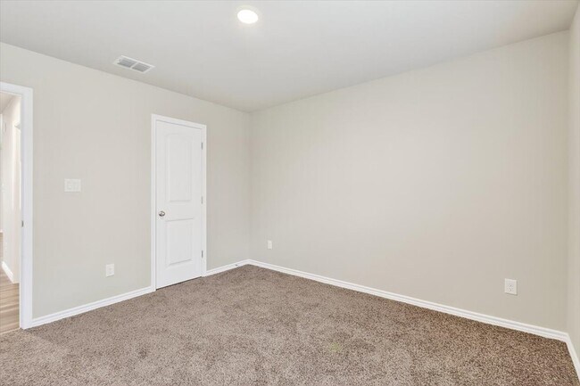 Building Photo - 7326 Tristan Dr