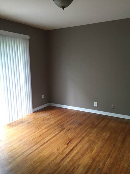 Building Photo - 103 Cranwill Dr