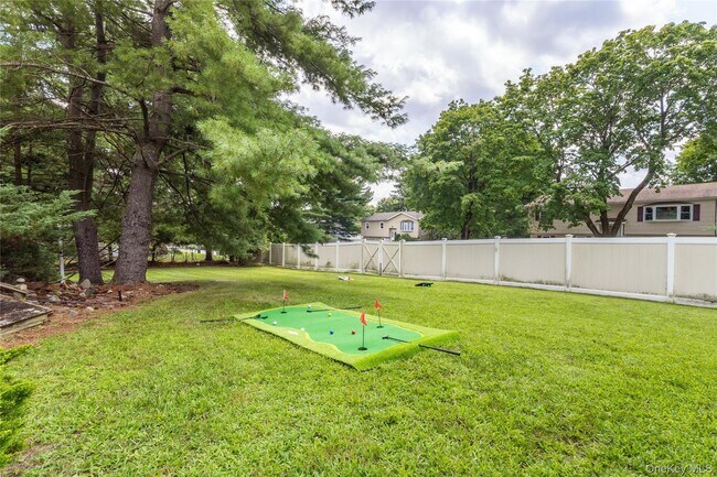 Building Photo - 31 Gleason Dr