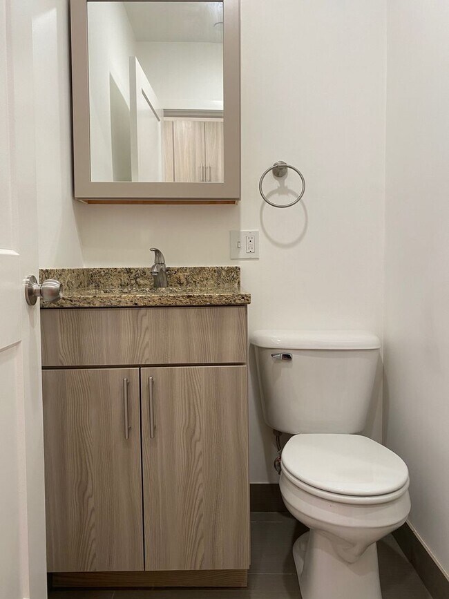 Building Photo - CHELSEA/BOSTON LUXURY STUDIO AVAILABLE AND READY FOR OCCUPANCY!