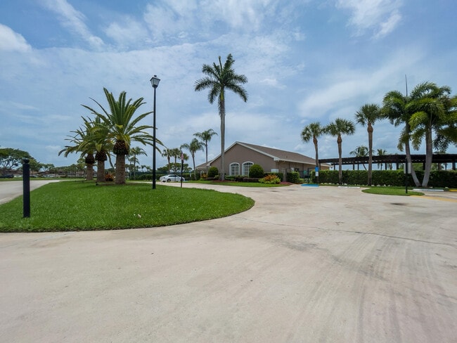 Building Photo - 9730 Boca Gardens Pkwy