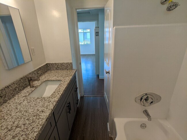 Building Photo - 3554 Brenton Ave