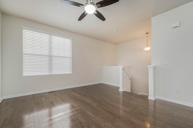 Building Photo - 329 Glenhurst Blvd