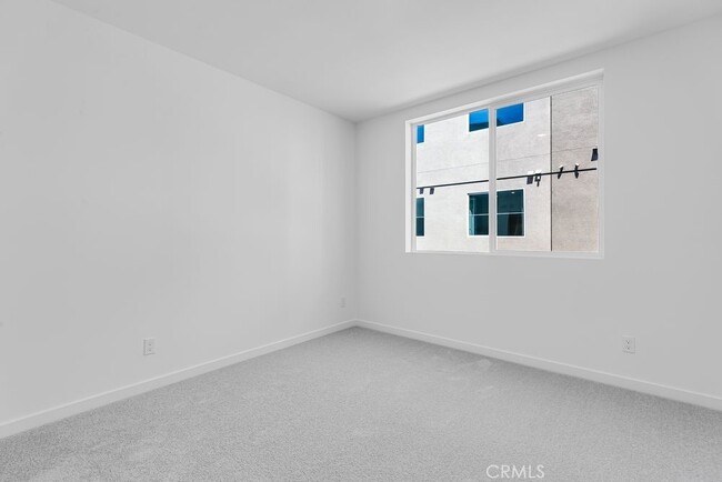 Building Photo - Priville