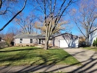 Building Photo - 364 N Everett Dr
