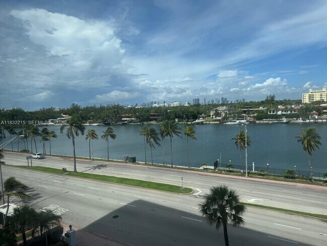 Building Photo - 4747 Collins Ave