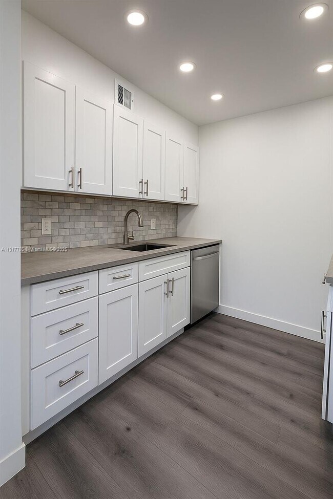 Building Photo - 251 SW 132nd Way