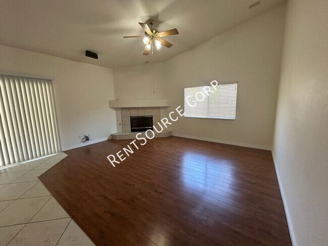 Building Photo - 39821 Sunstar St