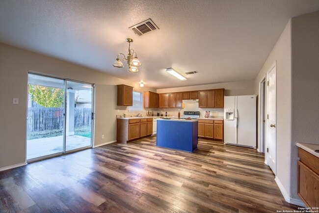 Building Photo - 3333 Whisper Haven