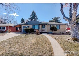 Building Photo - 690 W Elmhurst Pl