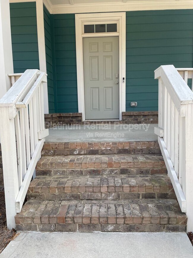 Building Photo - 1616 Chancery Ln