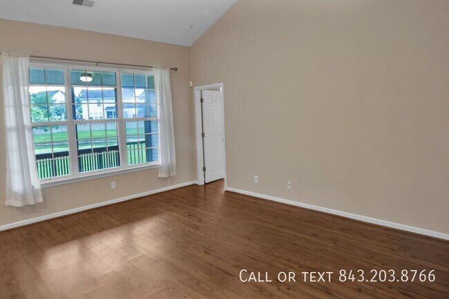 Building Photo - 2407 Storen St