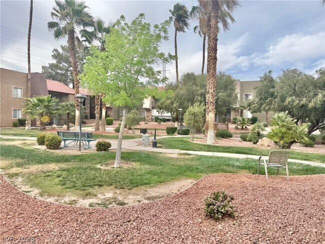 Building Photo - 4361 Alexis Dr