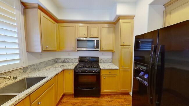 Building Photo - 21 Hinterland Way