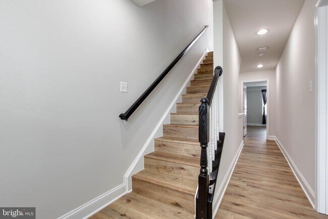 Building Photo - 7110 Druce Way