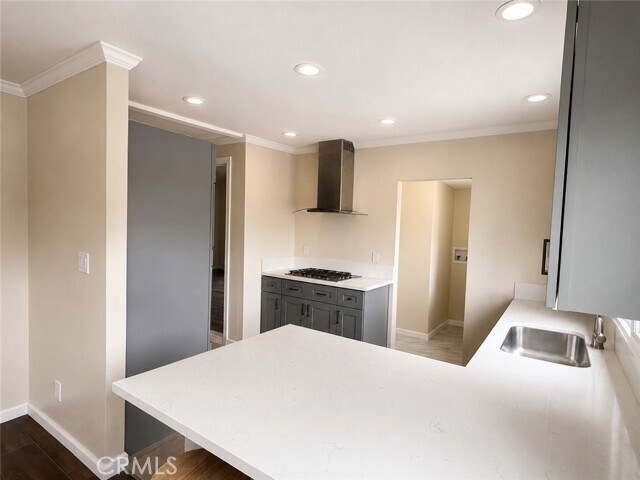 Building Photo - 5053 Range View Ave
