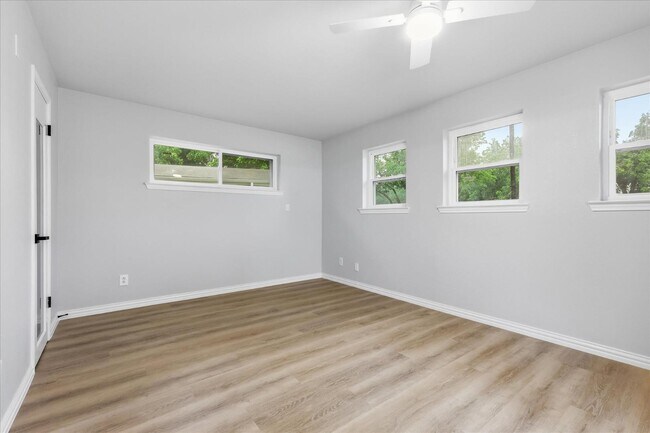 Building Photo - 5719 Enchanted Ln