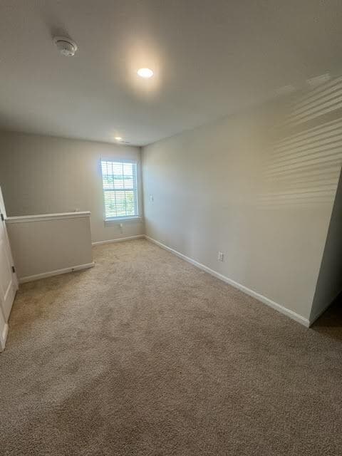 Building Photo - Spacious 5-Bedroom Home with Finished Basement on Corner Lot in Stephens City