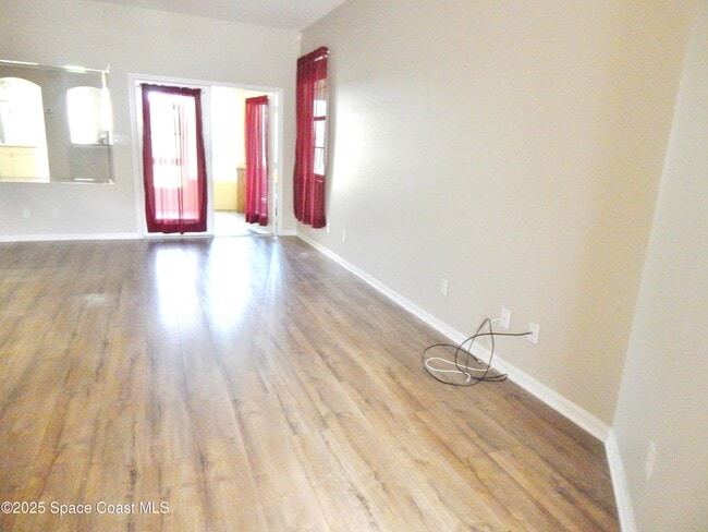 Building Photo - 4590 Brantford Ct