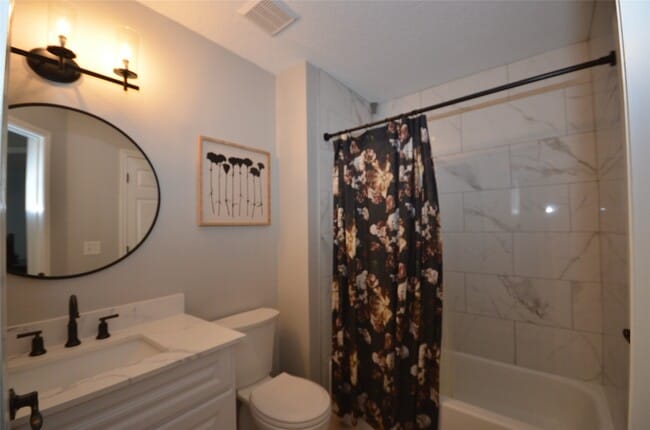 Building Photo - 5729 Forest Timbers Dr