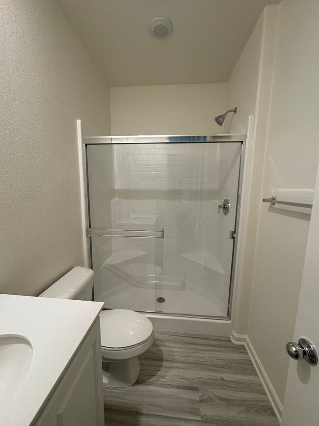 Building Photo - Beautiful Brand New Home