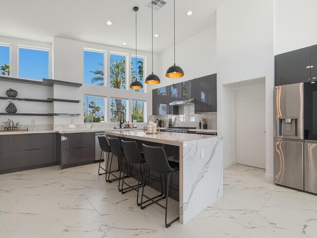 Building Photo - 2197 Jacques Dr